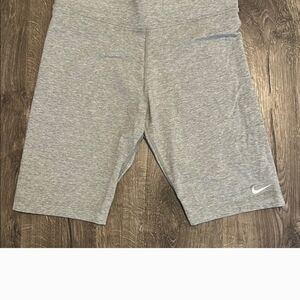 Nike Light Gray Women's Athletic Shorts Brans New With Tag